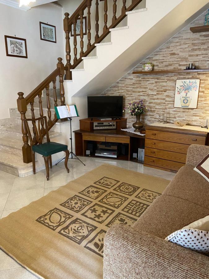 Residenza Antico Borgo Del Pozzo Aparthotel Tramonti Luaran gambar
