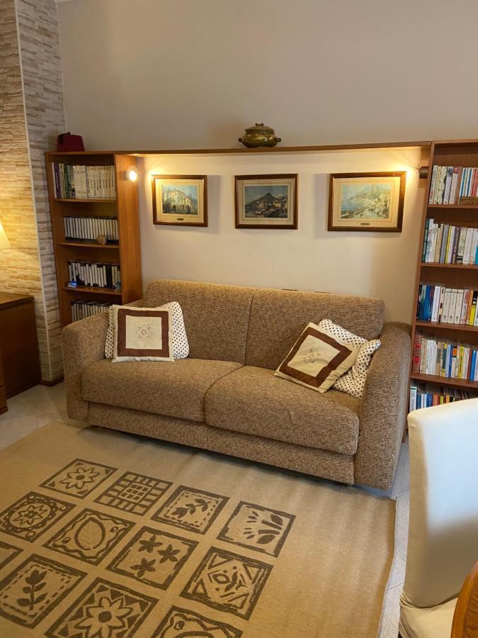 Residenza Antico Borgo Del Pozzo Aparthotel Tramonti Luaran gambar