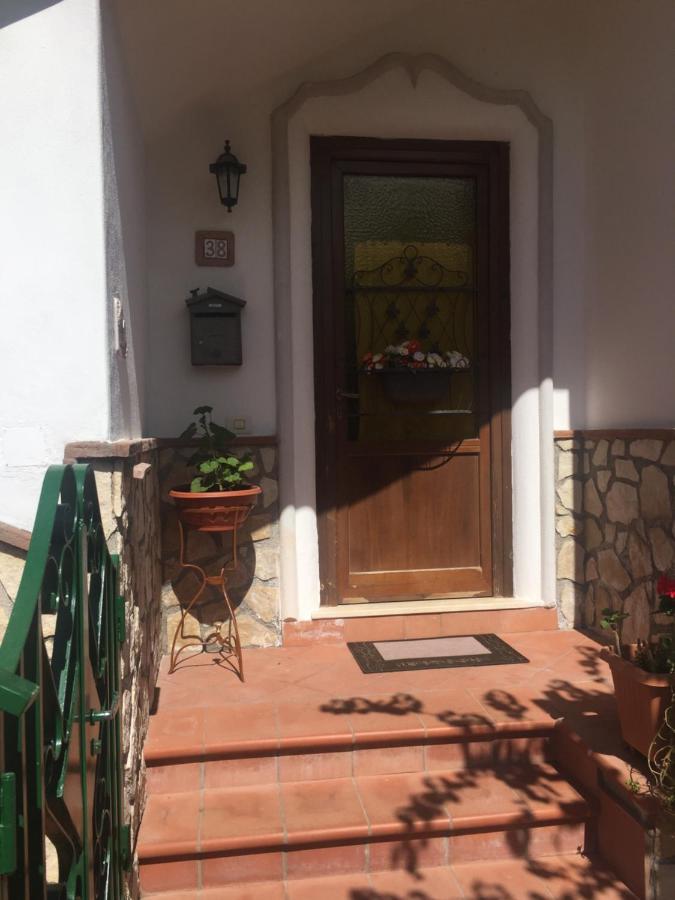 Residenza Antico Borgo Del Pozzo Aparthotel Tramonti Luaran gambar