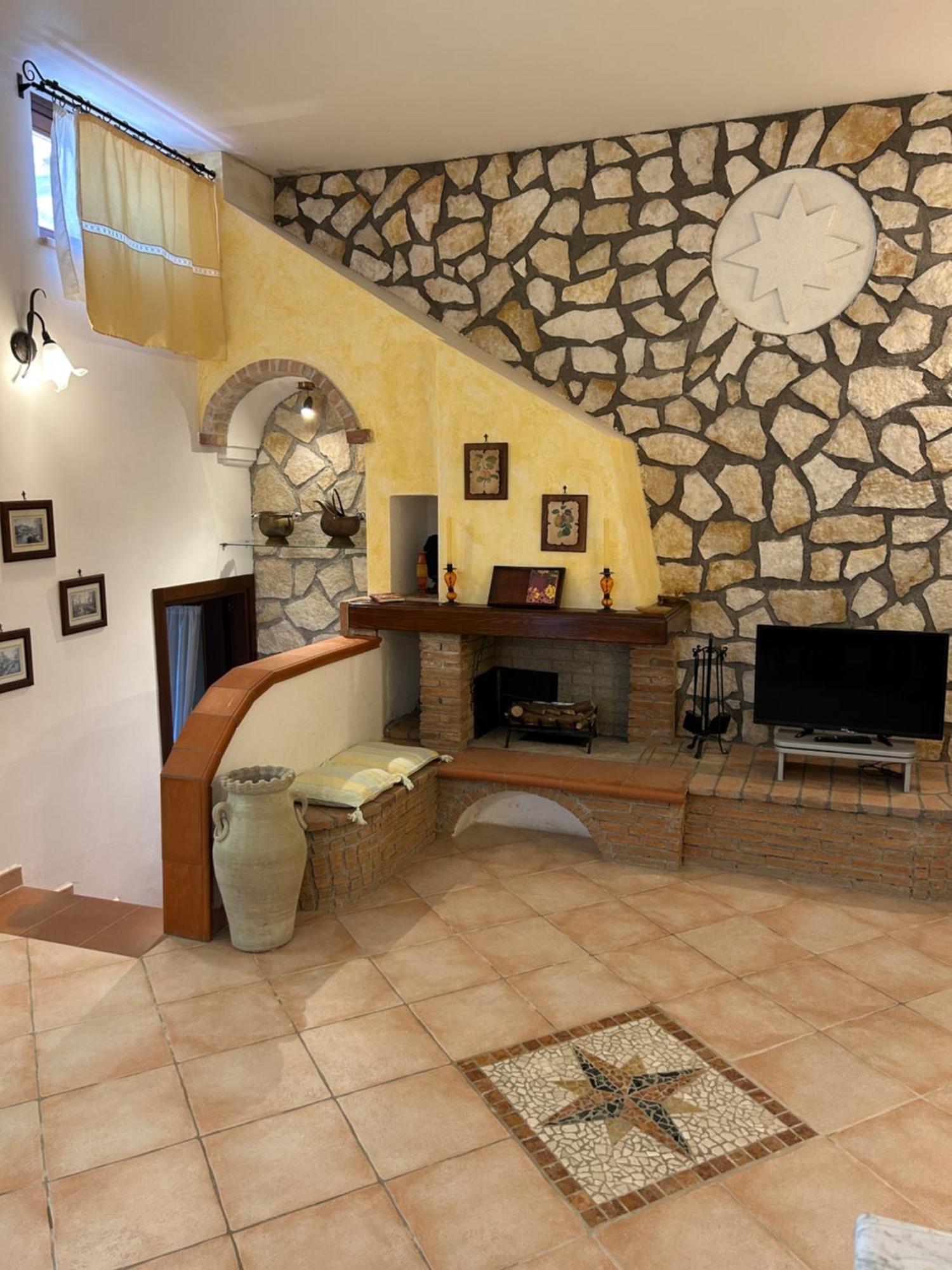 Residenza Antico Borgo Del Pozzo Aparthotel Tramonti Luaran gambar