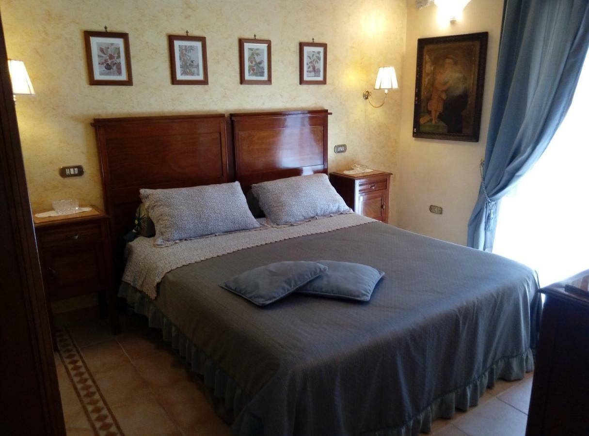Residenza Antico Borgo Del Pozzo Aparthotel Tramonti Luaran gambar